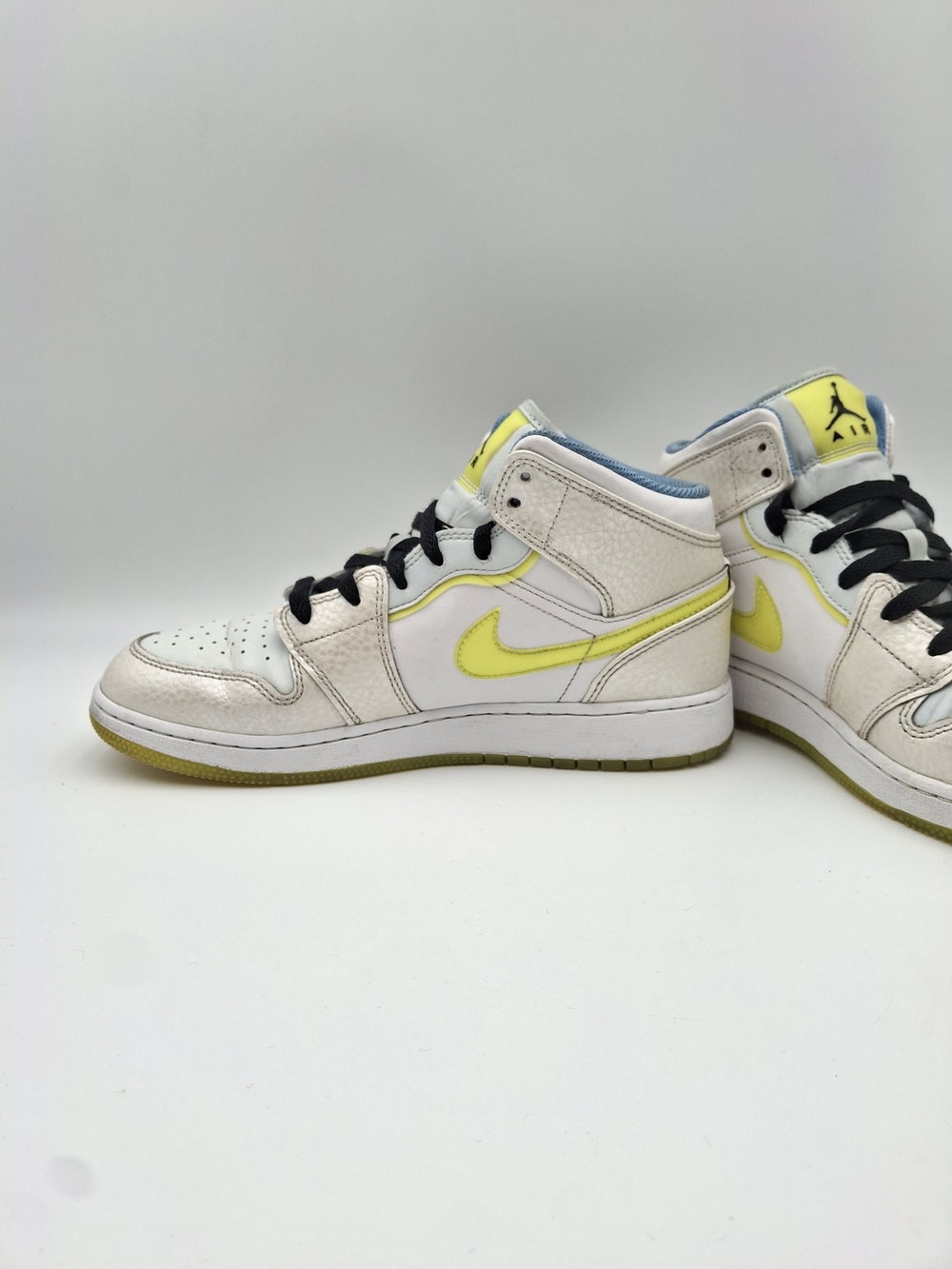 Jordan Air Jordan 1 Mid (GS) DV1314-017 White Yellow Blue Size 7Y